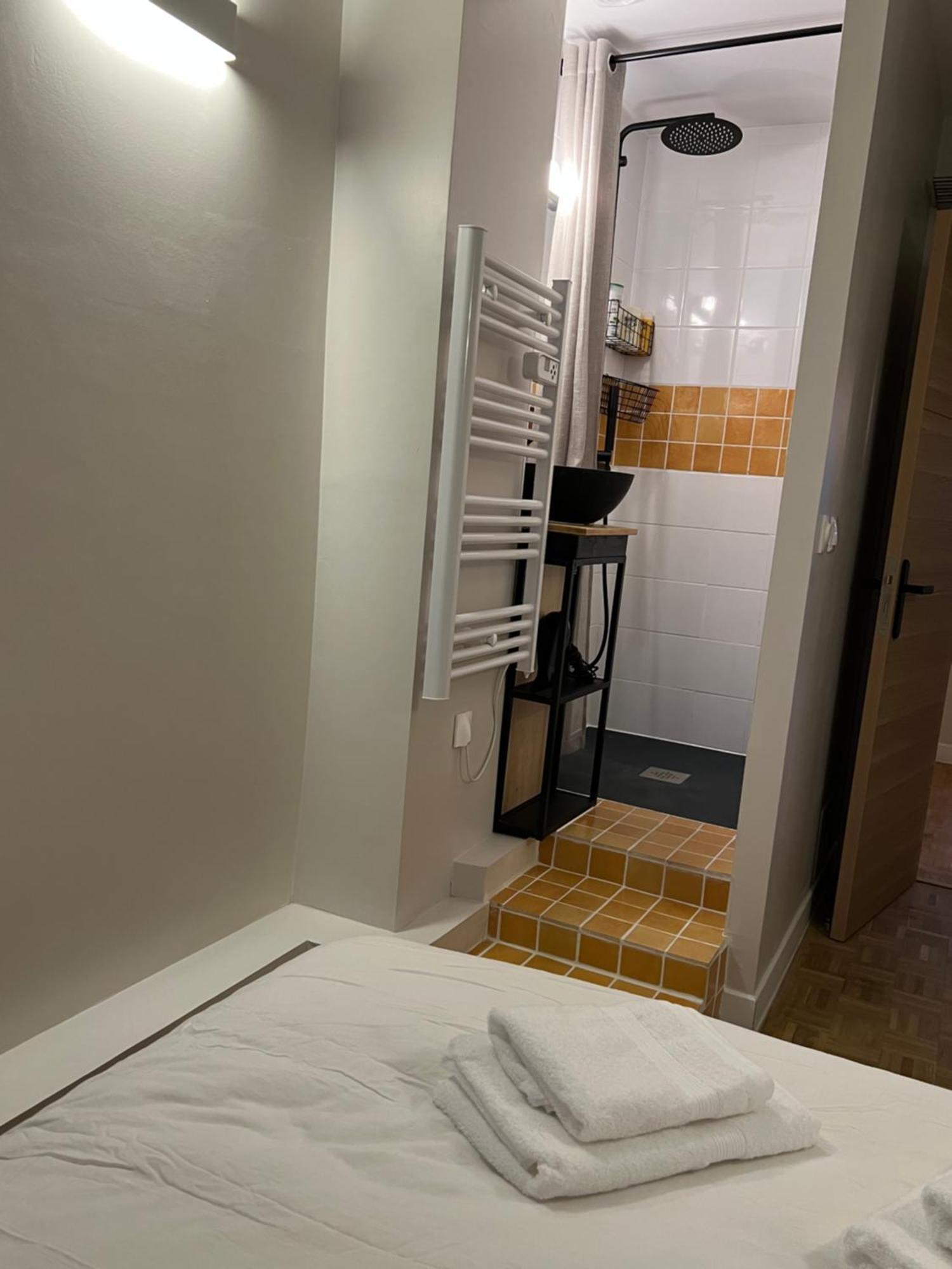 Apartment Parisnicostay - Cosy 4 Bedrooms Flat Seine River ภายนอก รูปภาพ