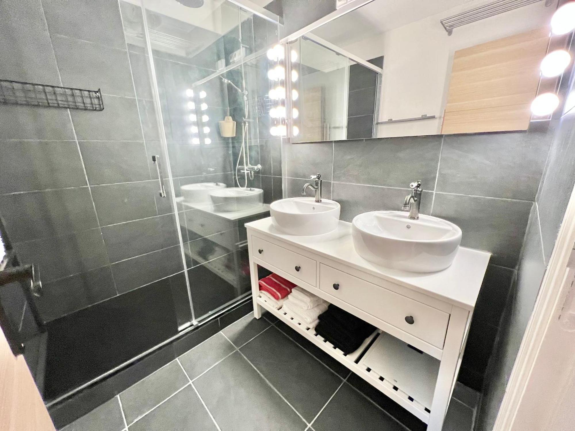 Apartment Parisnicostay - Cosy 4 Bedrooms Flat Seine River ภายนอก รูปภาพ